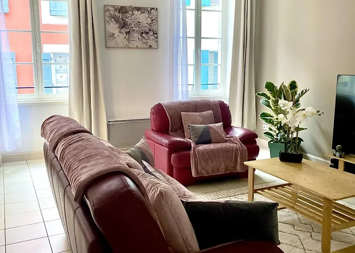 Lejlighed T3 Situe Pres De La Place Carnot *