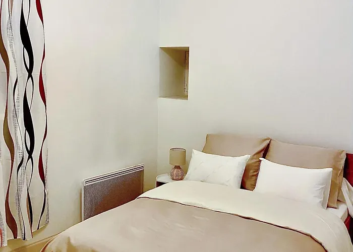 T3 Situe Pres De La Place Carnot شقة قرقشونه