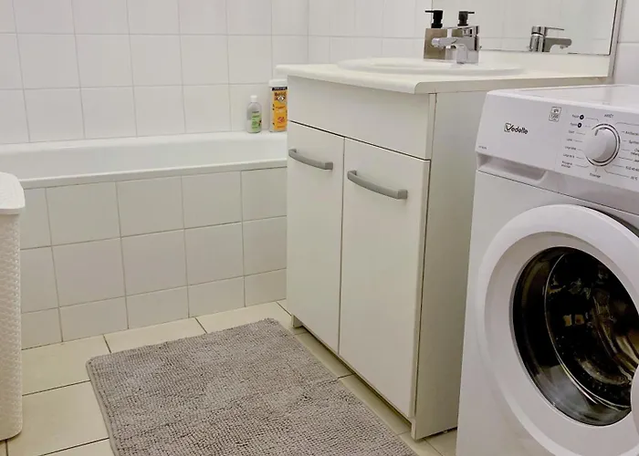 T3 Situe Pres De La Place Carnot قرقشونه